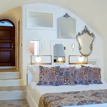 Reflection Cave House Pyrgos Kallistis