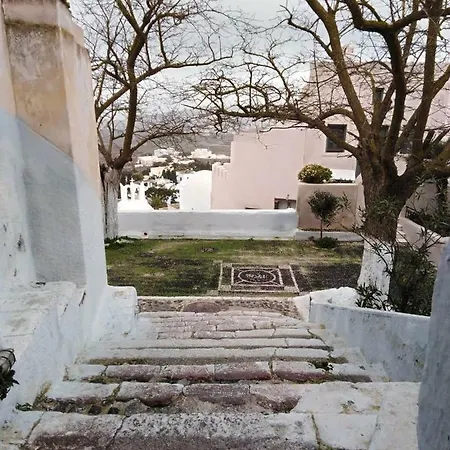 Reflection Cave House * Pyrgos Kallistis
