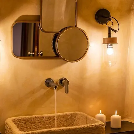 Reflection Cave House