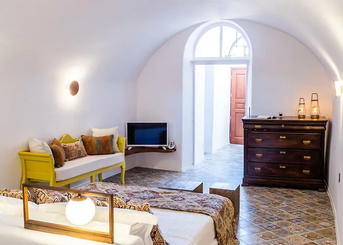 Reflection Cave House Пиргос