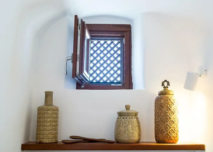 Reflection Cave House Пиргос