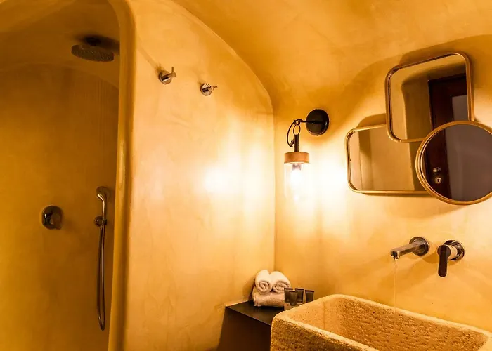 Дом отдыха Reflection Cave House *